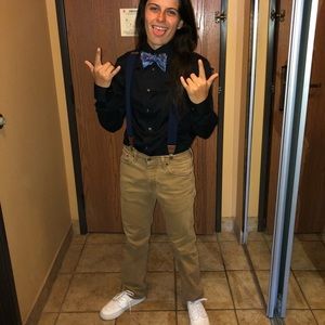 Meet your Posher, Alexis